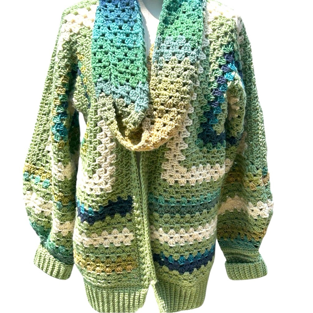 Green&Blue Women’s Cardigan&Infinity Scarf